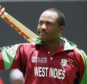 नेपाल आइपुगे लेजेण्डरी क्रिकेटर ब्रायन लारा