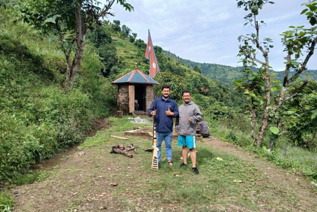 वरिष्ठ चार्टर्ड एकाउन्टेन्ट के.एच. बुढाथोकीले चितवनको विकट पहाडी भेगमा कृषि र पर्यटनमा उद्यमशीलता प्रवर्द्धन गर्दै